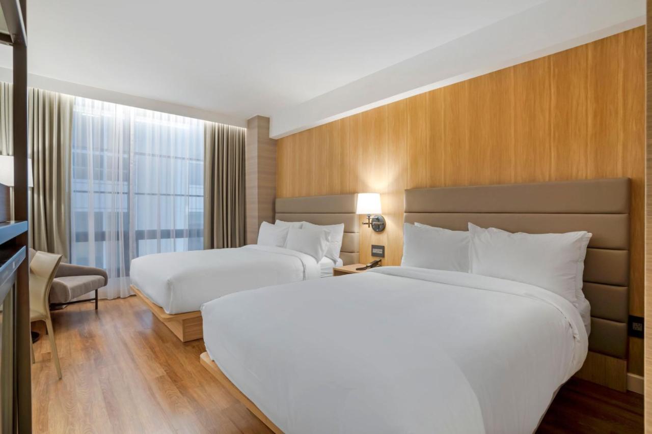 Chambre avec 2 Grands Lits Queen-Size